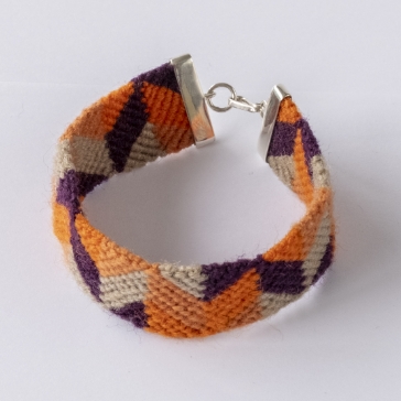Pulseras con seguro de plata